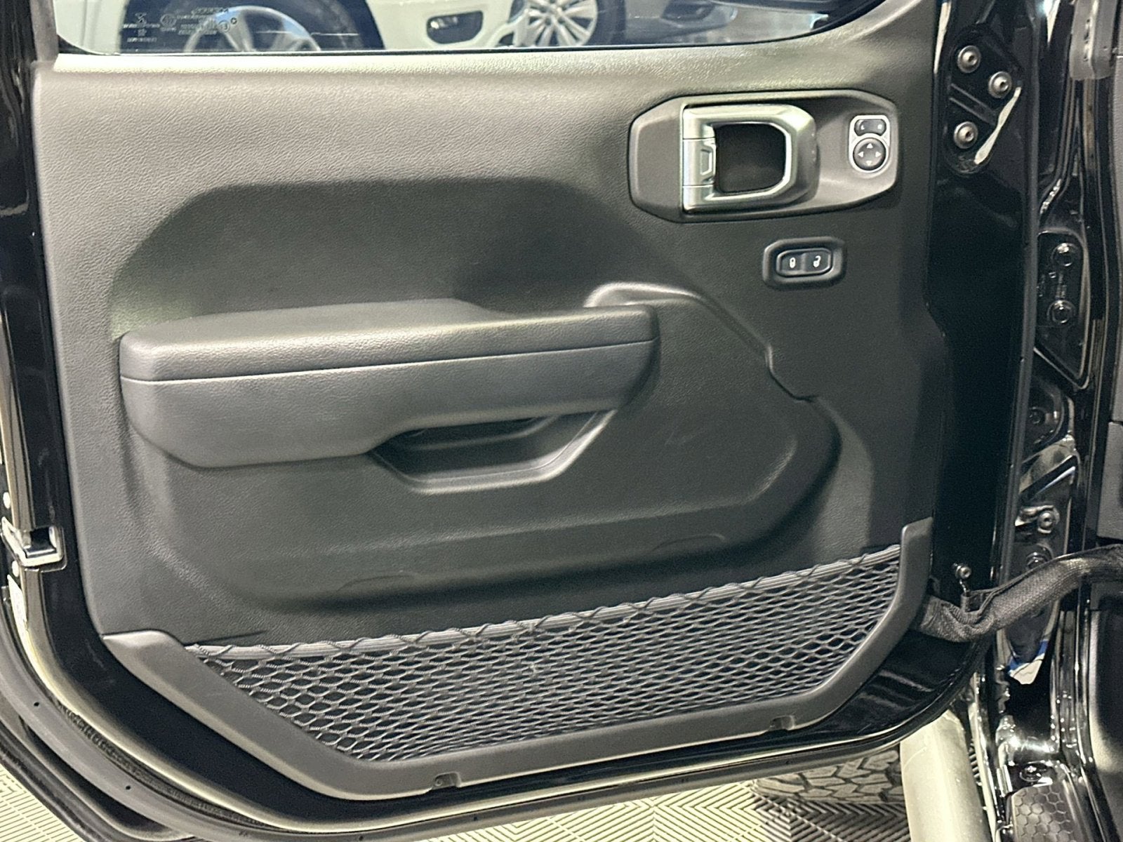 2022 Jeep Wrangler Sport S