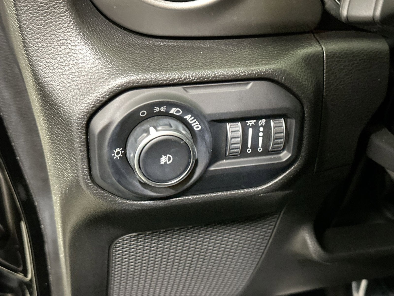 2022 Jeep Wrangler Sport S