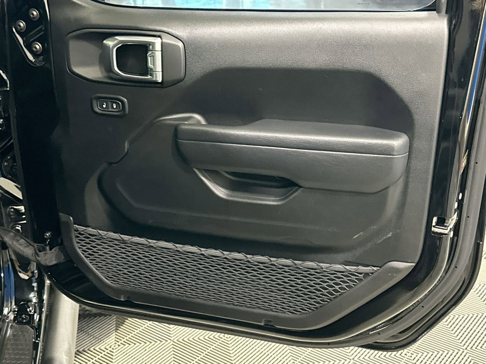 2022 Jeep Wrangler Sport S