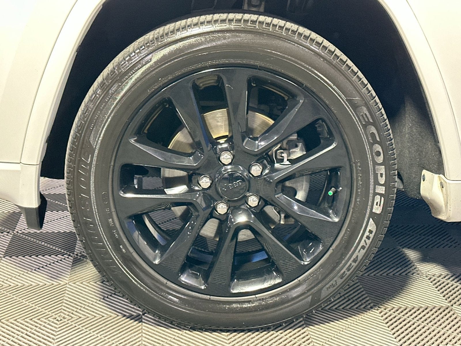 2017 Jeep Grand Cherokee Altitude