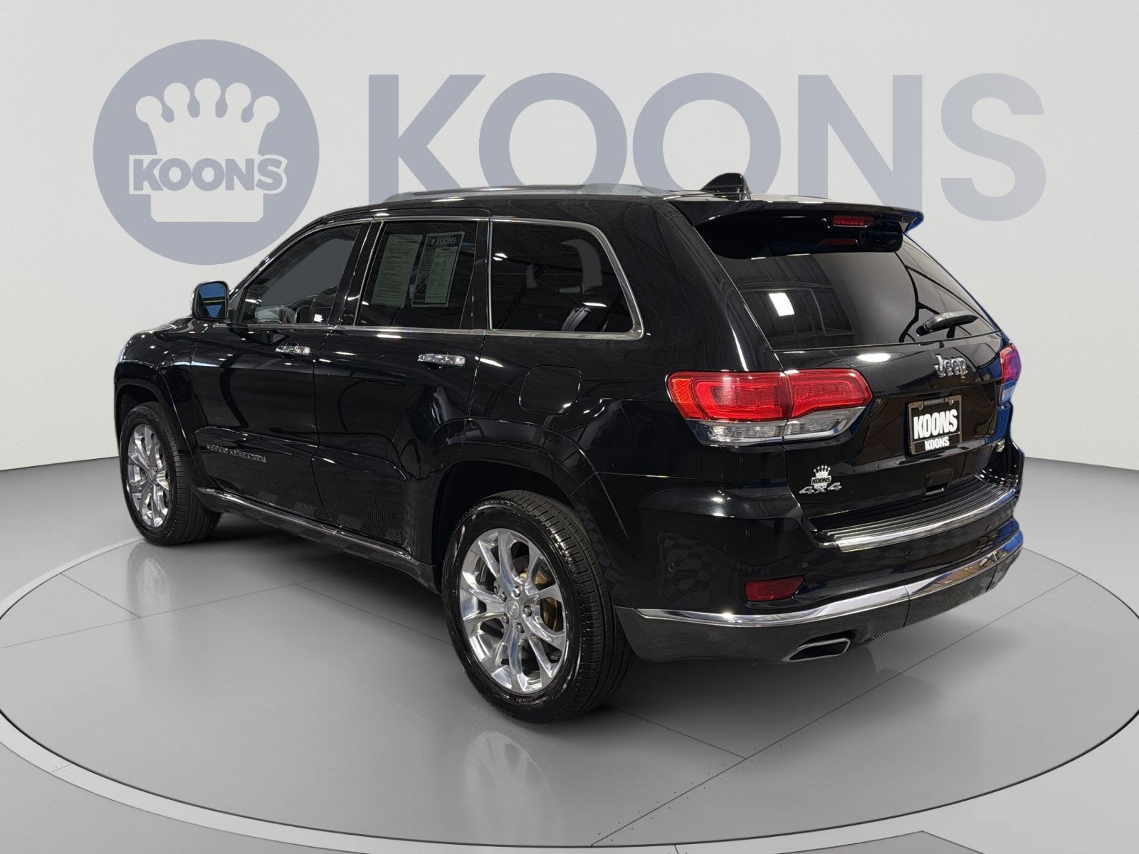 2019 Jeep Grand Cherokee Summit