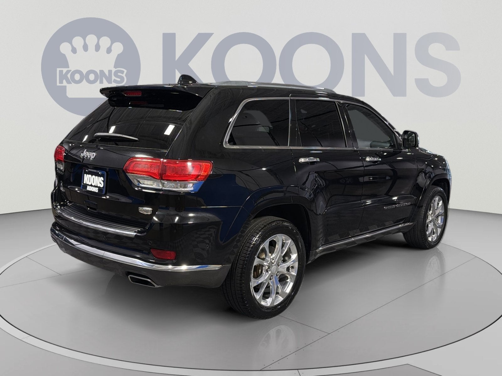 2019 Jeep Grand Cherokee Summit
