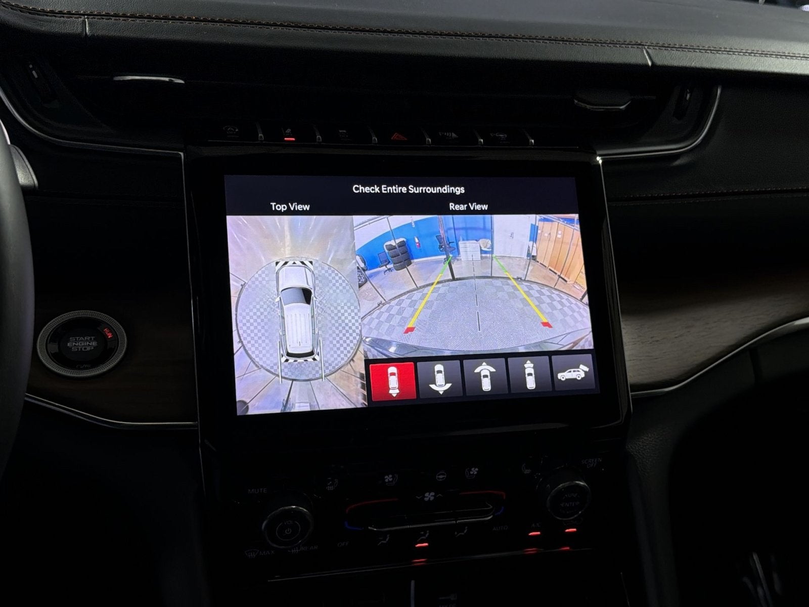 2024 Jeep Grand Cherokee Summit