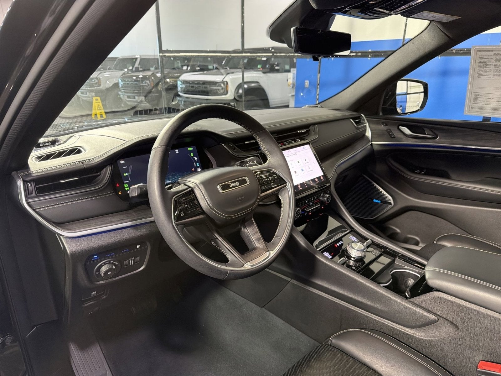2023 Jeep Grand Cherokee Overland 4xe