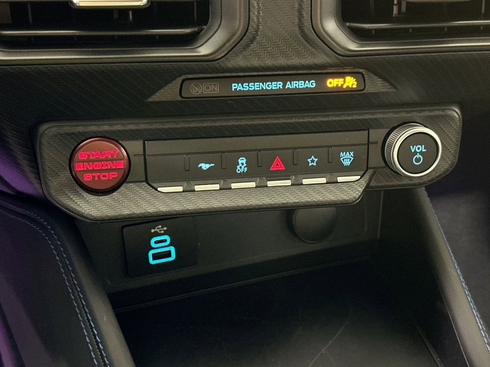 2026 Ford Mustang Dark Horse