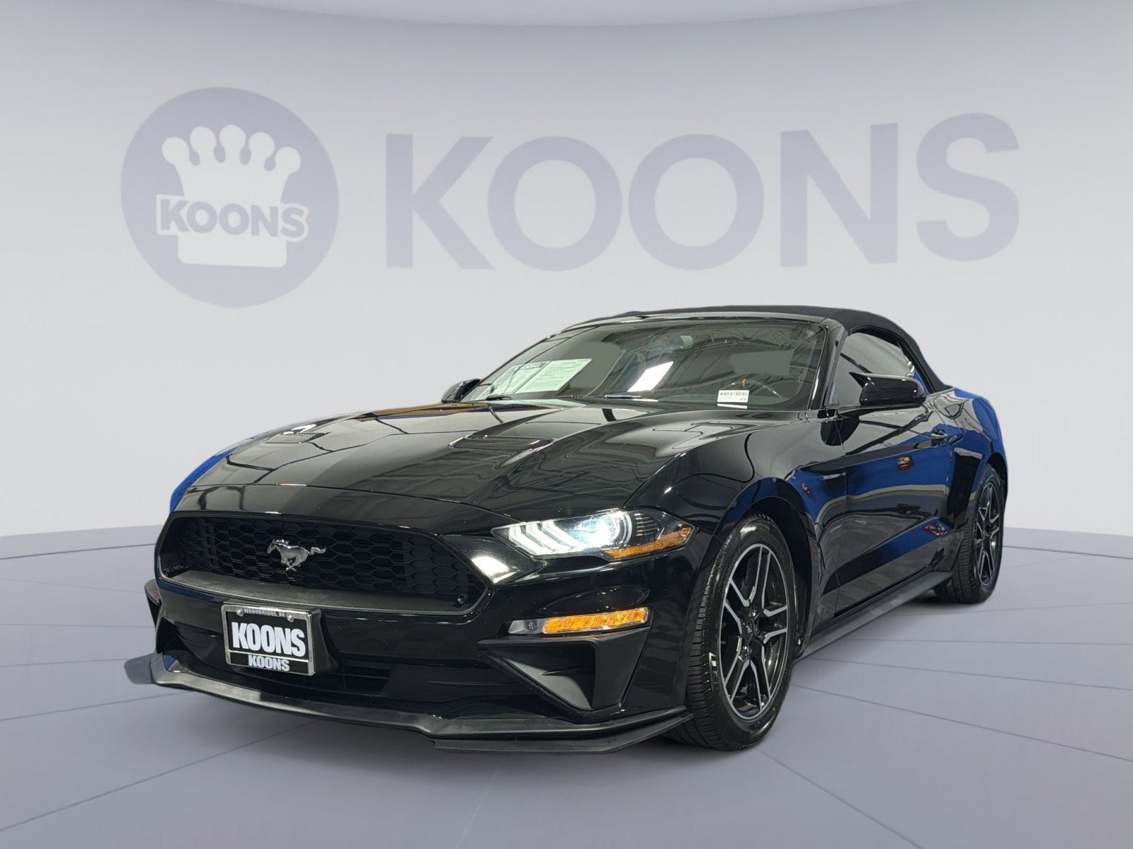 2019 Ford Mustang EcoBoost Convertible Premium's photo