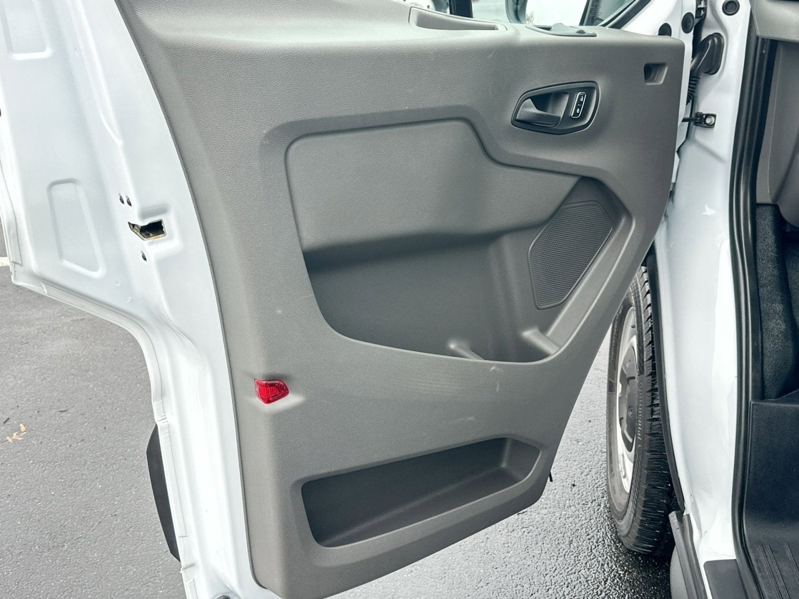 2023 Ford Transit-350 15-PASSENGER SEATS
