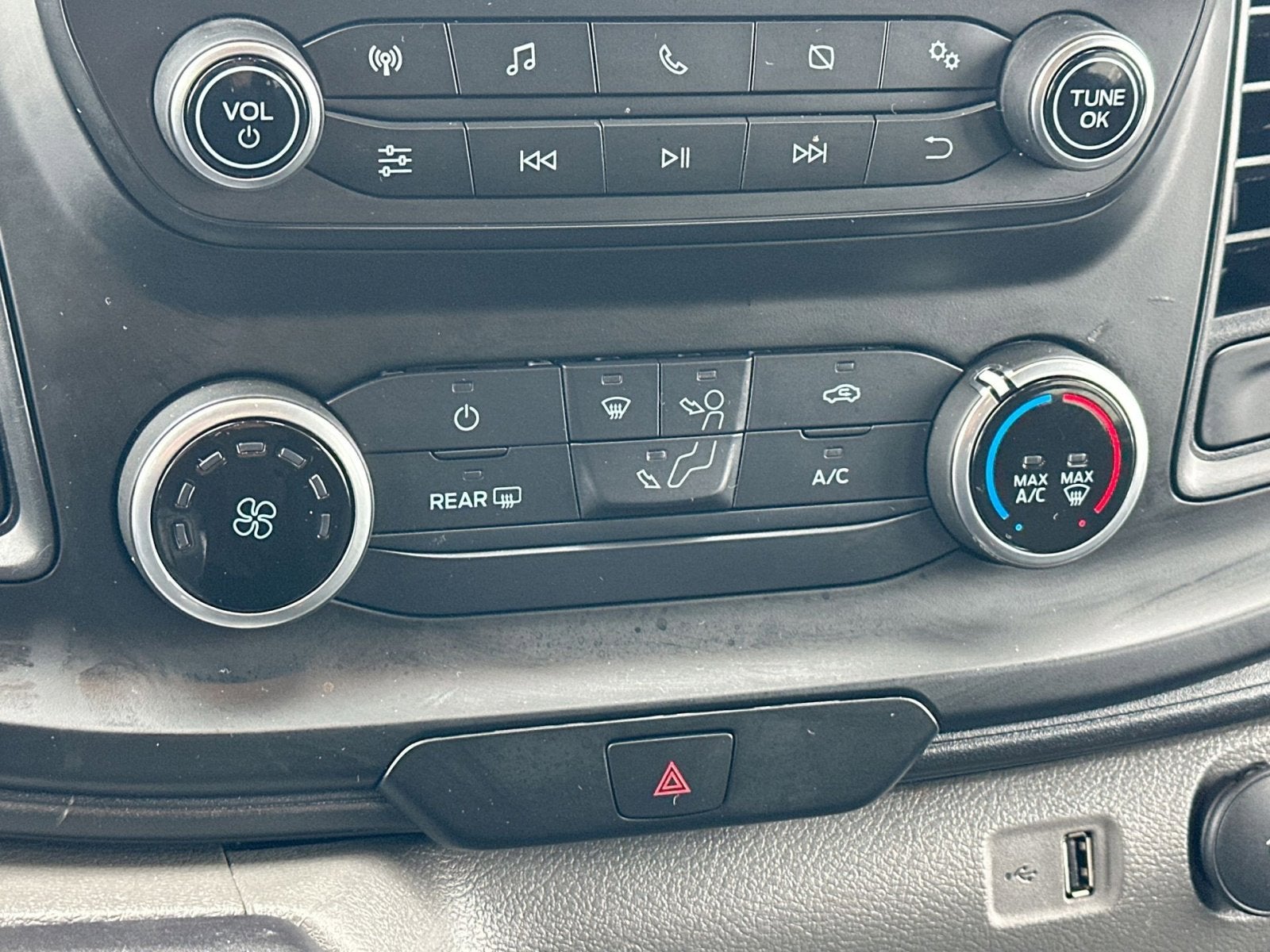 2023 Ford Transit-350 15-PASSENGER SEATS