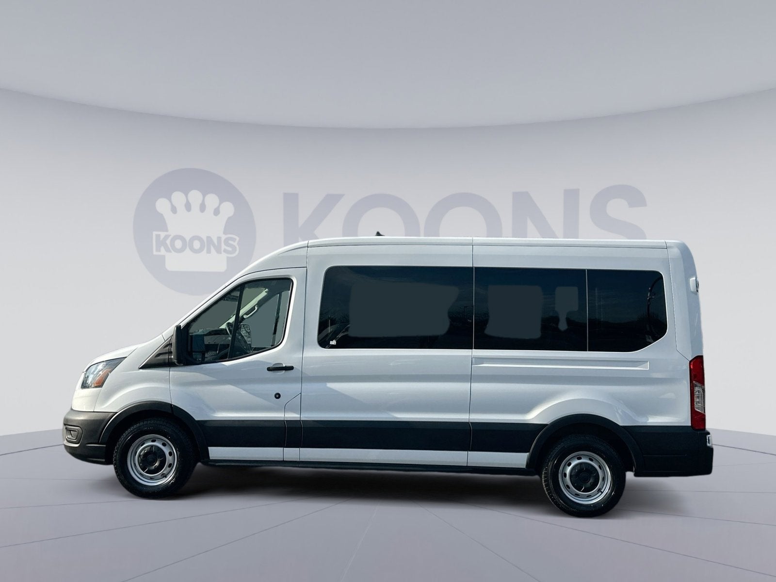 2023 Ford Transit-350 15-PASSENGER SEATS
