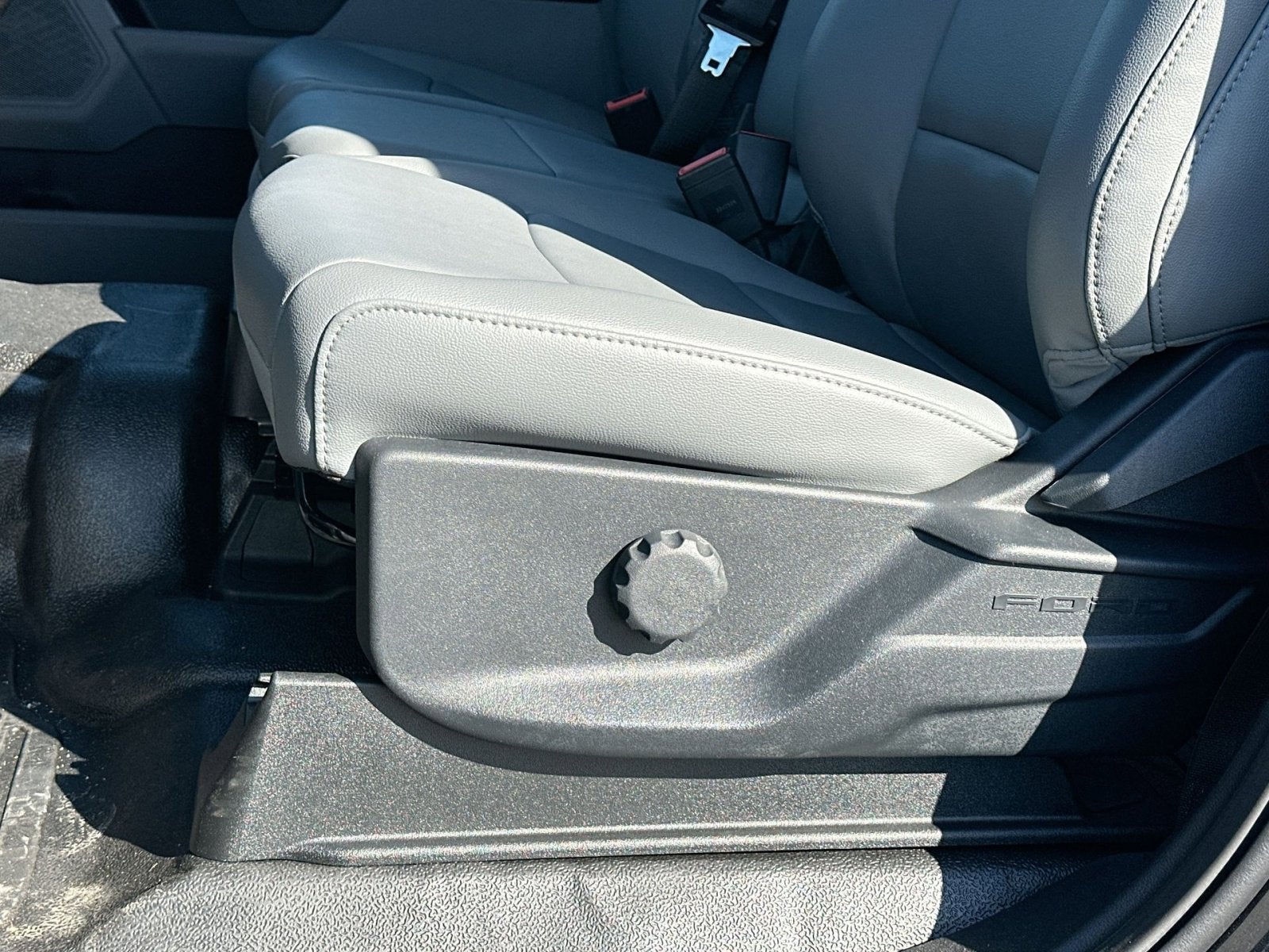 2026 Ford F-550SD XL Western Pro