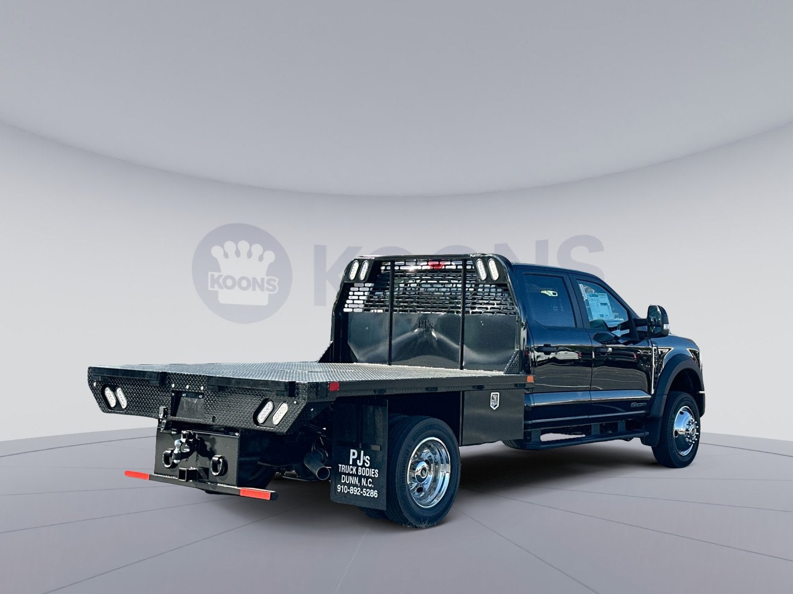 2026 Ford F-550SD XL Western Pro