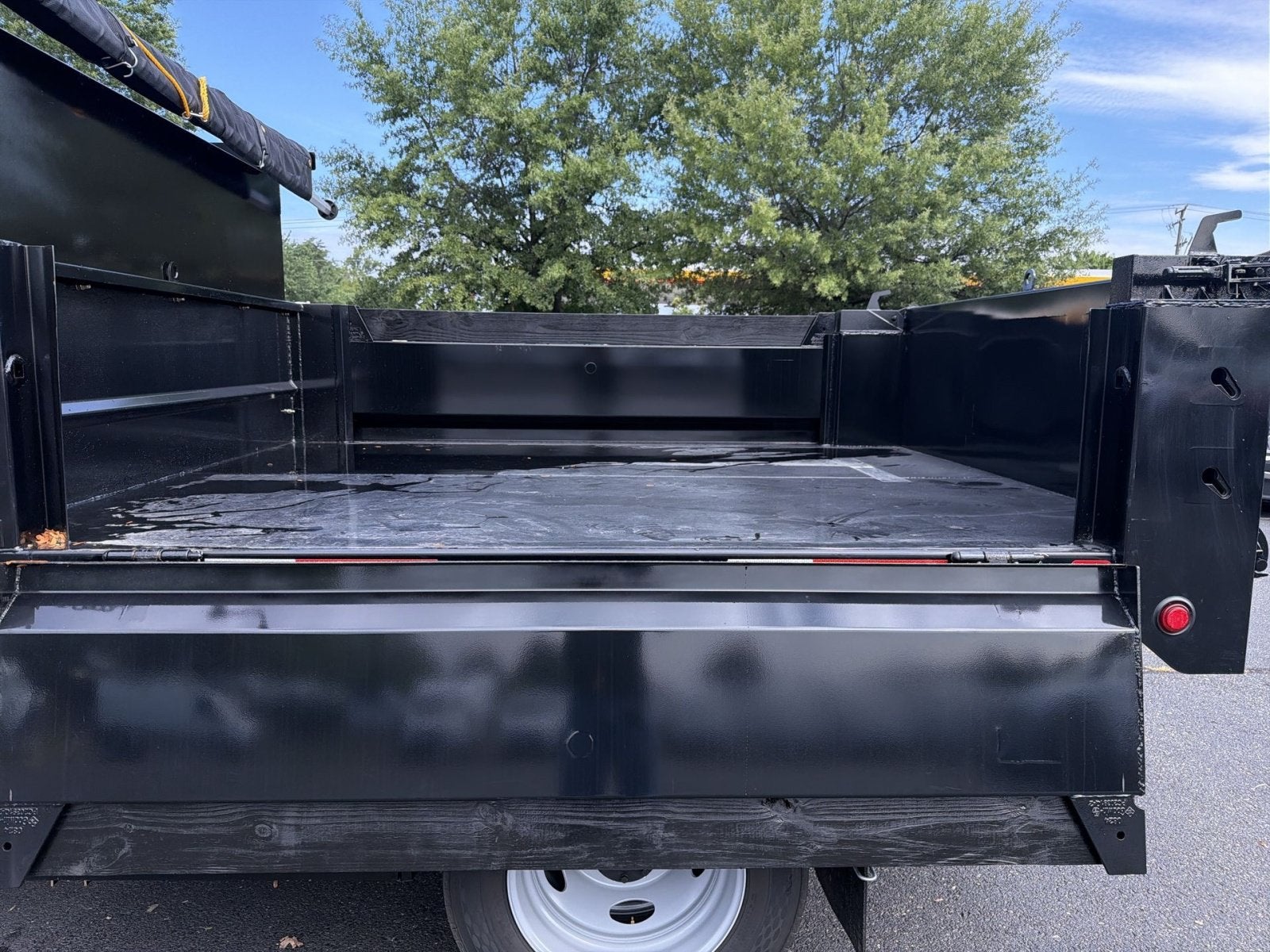 2026 Ford F-550 Contractor Dump XL