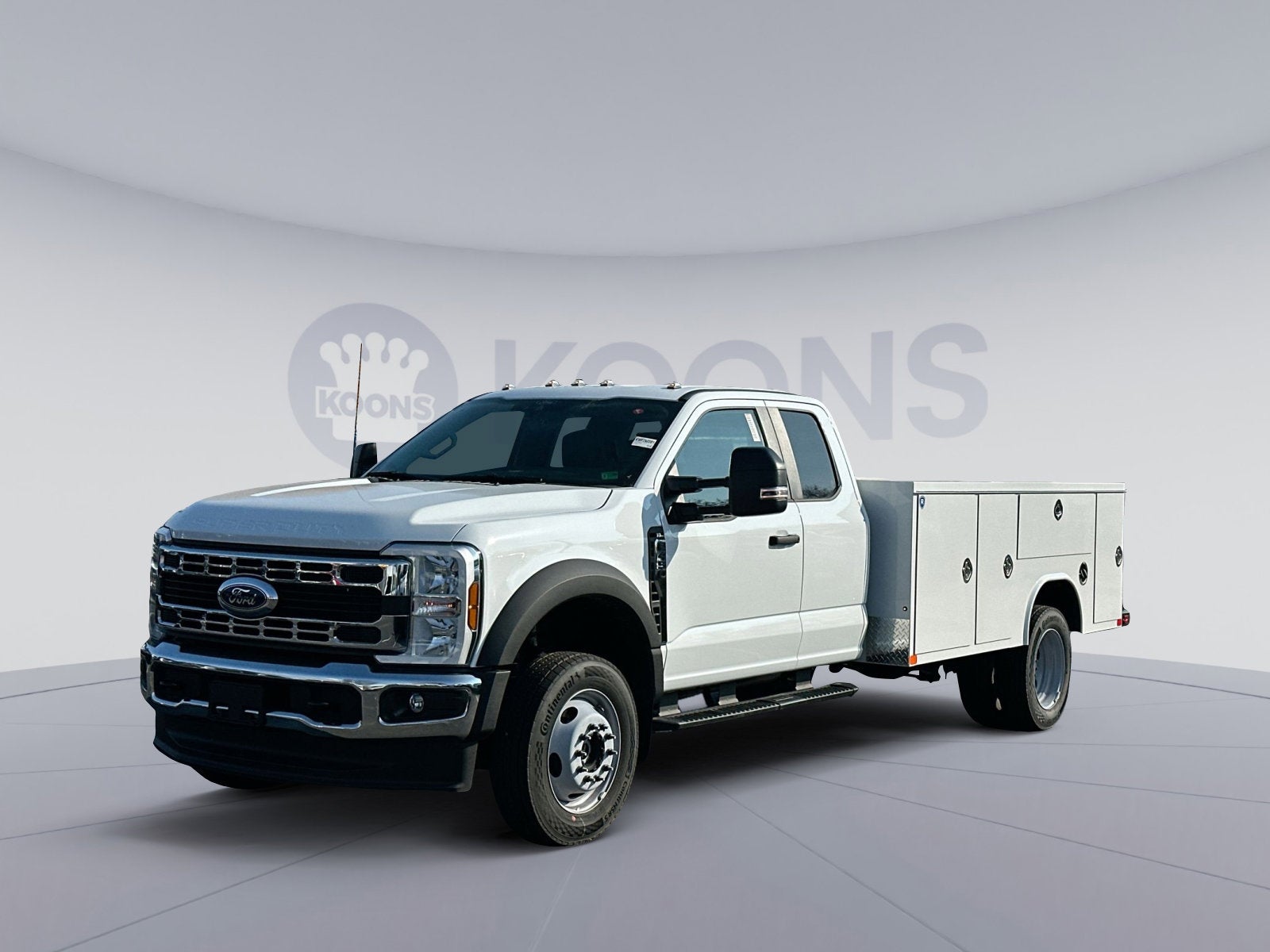 2026 Ford F-450SD XL Royal Service Body