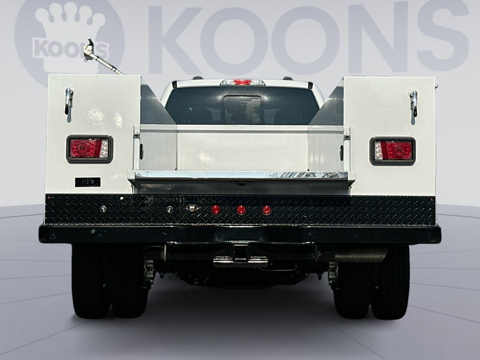 2026 Ford F-450SD XL Royal Service Body
