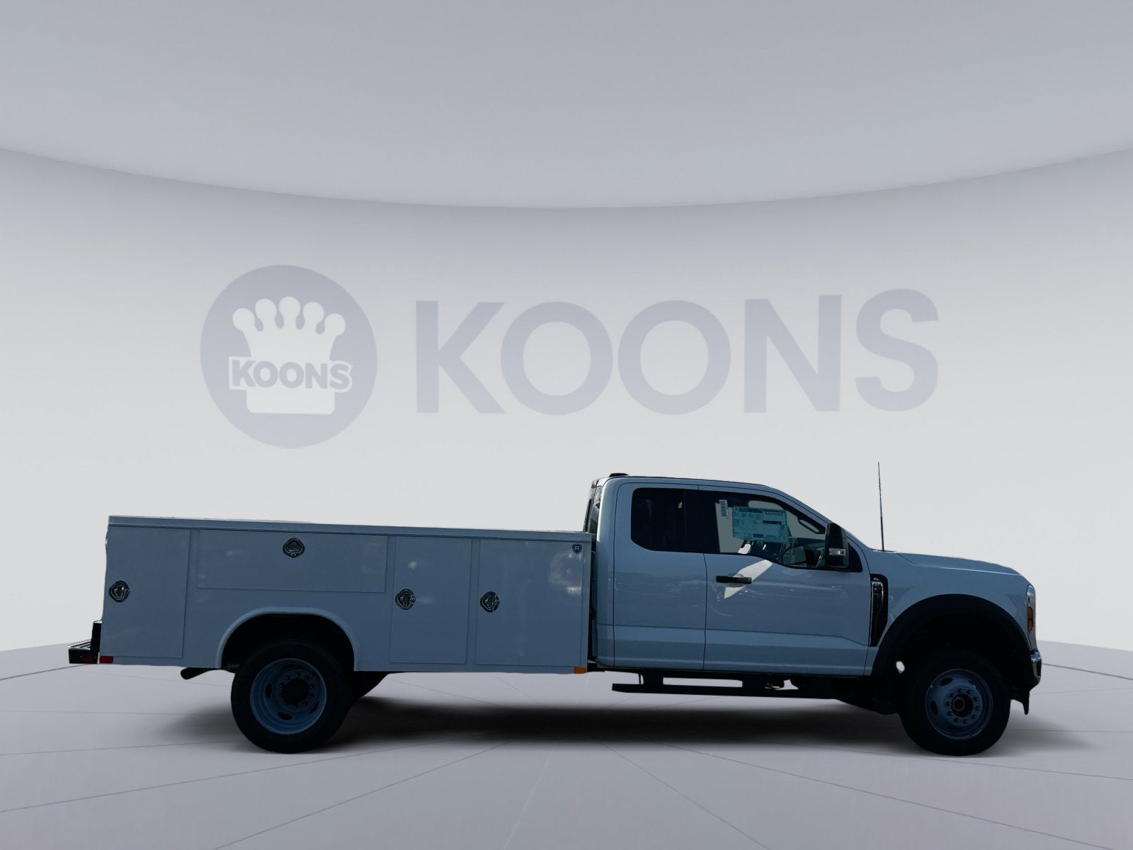 2026 Ford F-450SD XL Royal Service Body