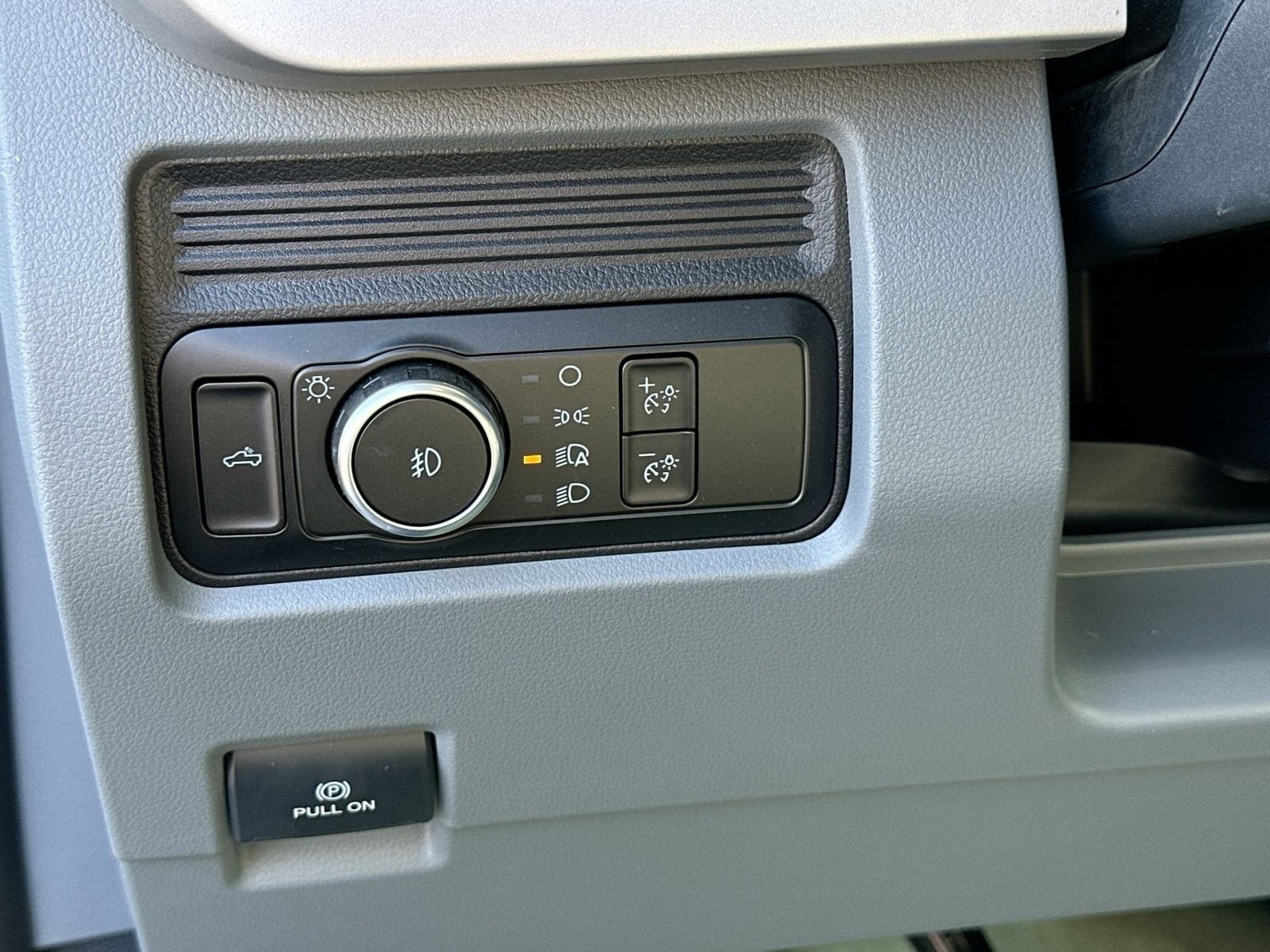 2026 Ford F-450SD XL Royal Service Body