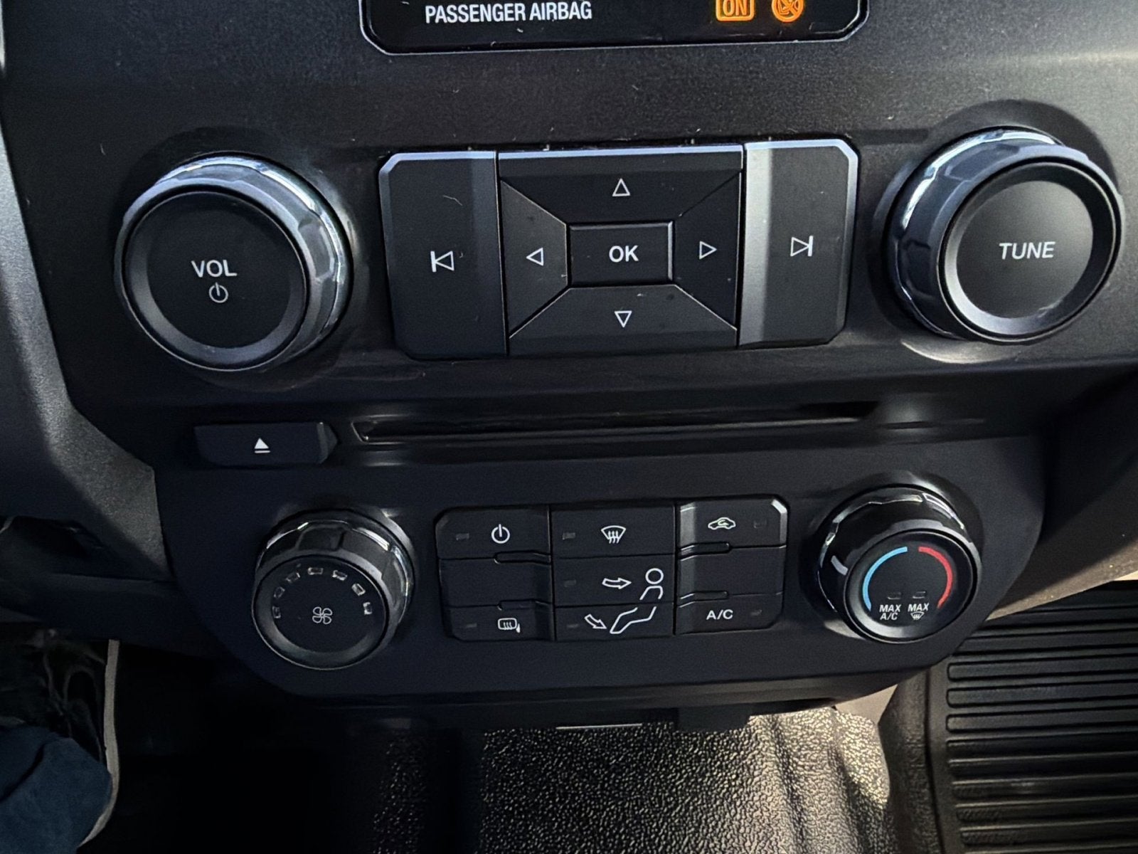 2017 Ford F-550SD XL