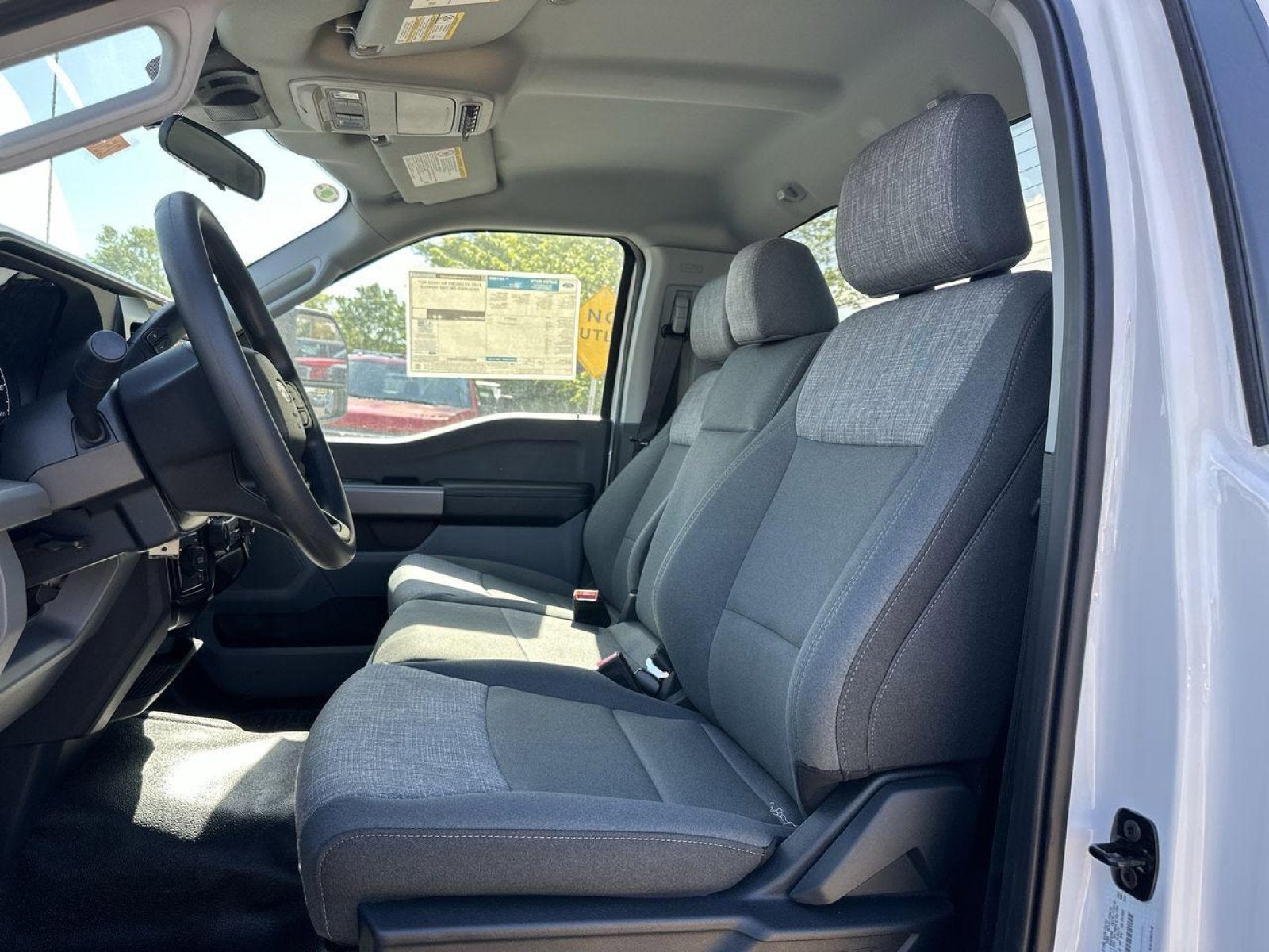 2025 Ford F-600SD XLT Roll Back