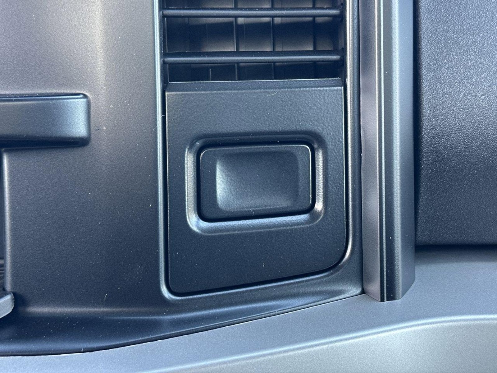 2025 Ford F-600SD XLT Roll Back