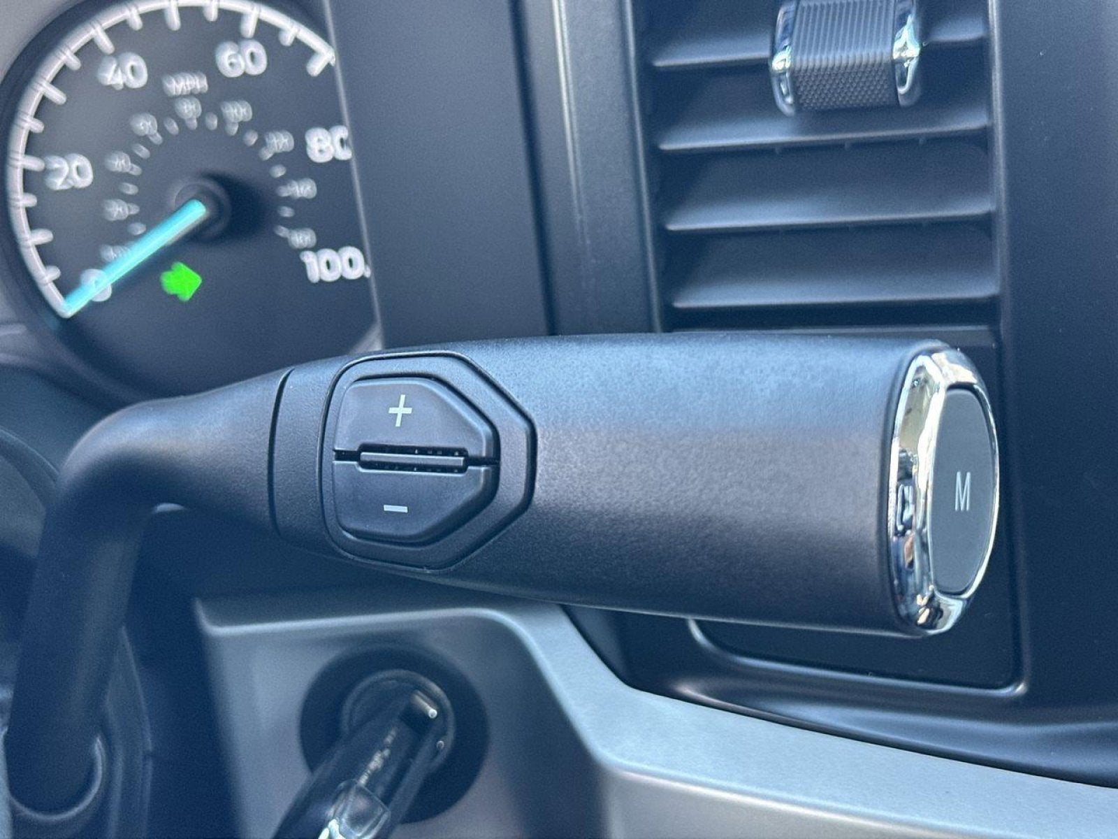 2025 Ford F-600SD XLT Roll Back