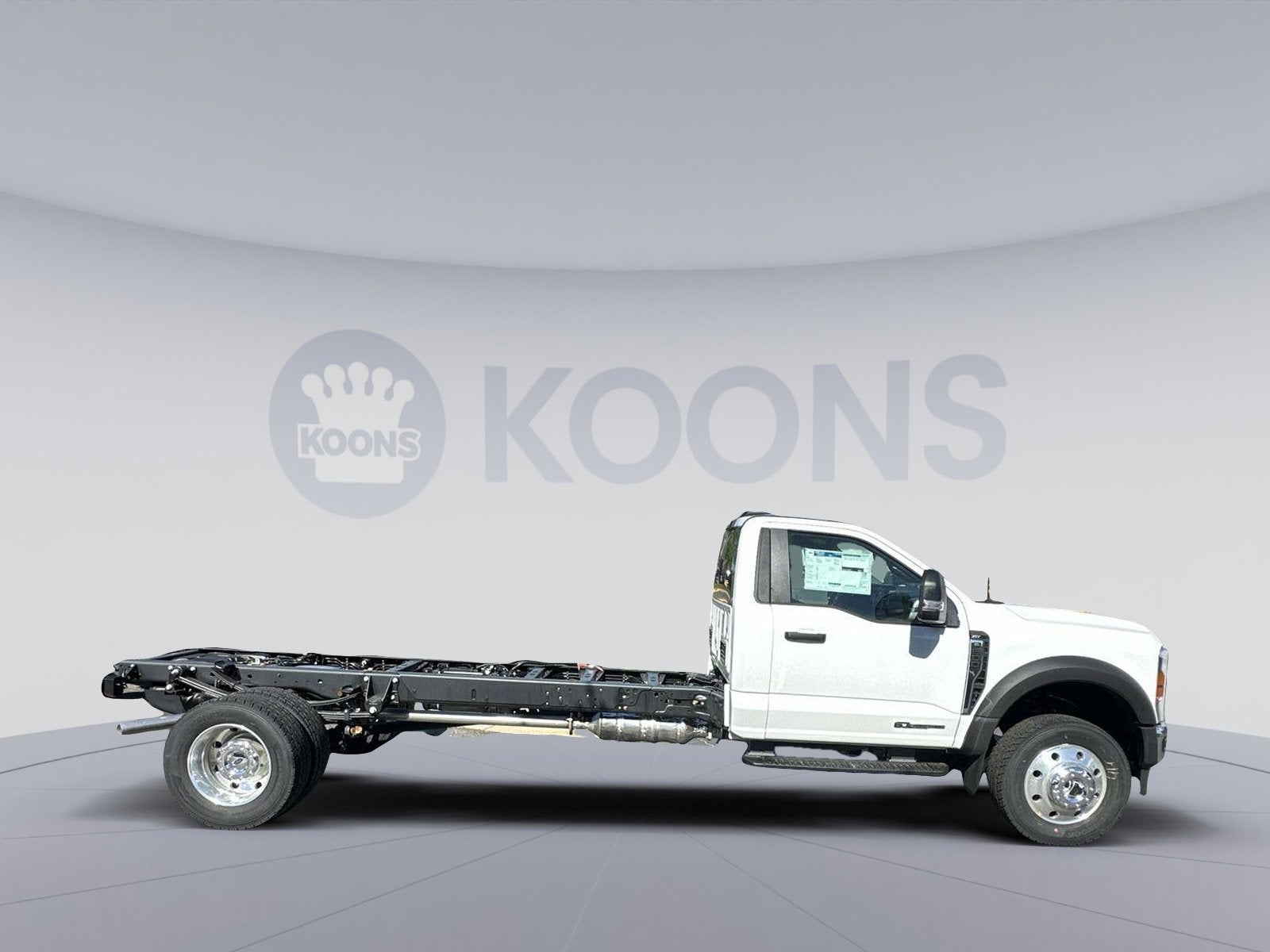2025 Ford F-600SD XLT Roll Back