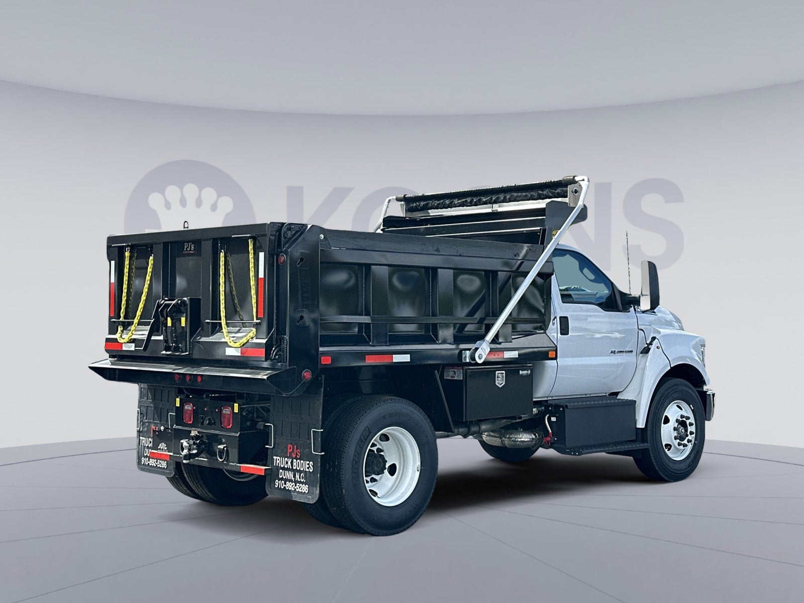 2026 Ford F-650SD Base
