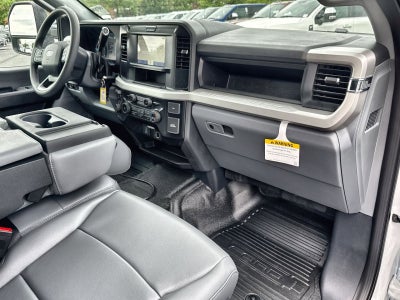2026 Ford F-550SD XL