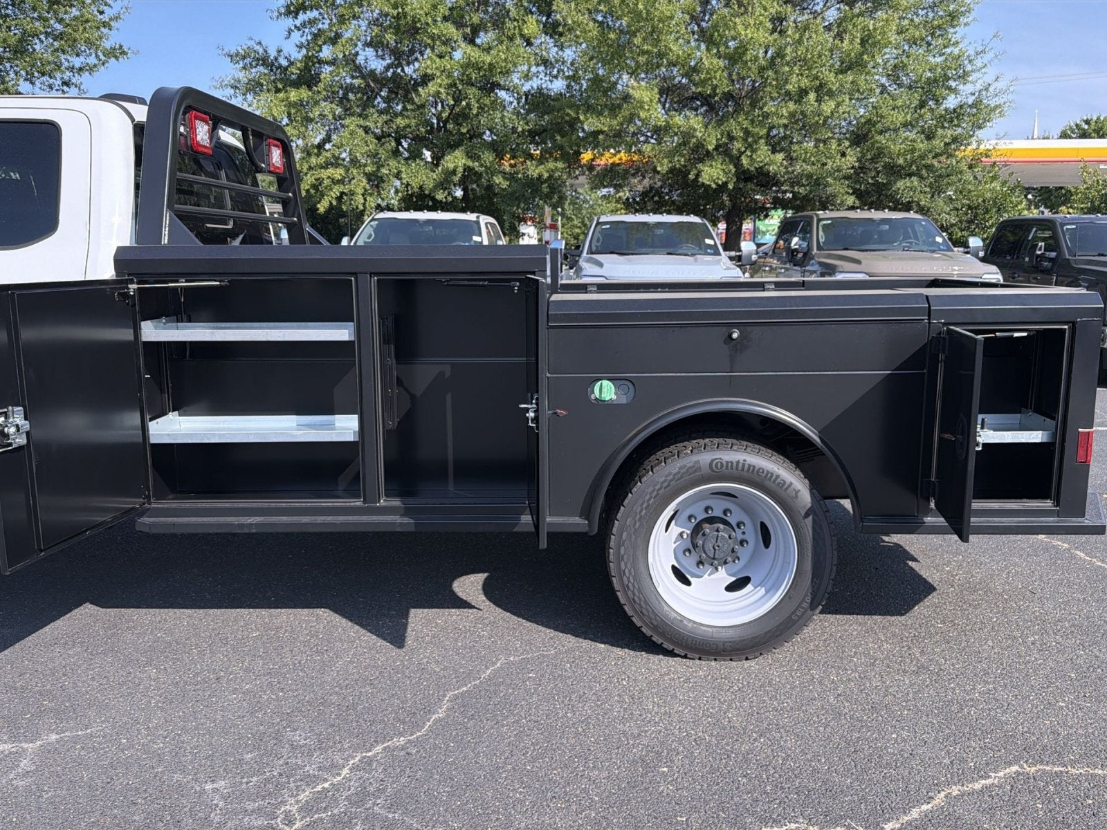 2026 Ford F-550 Hauler Body XL
