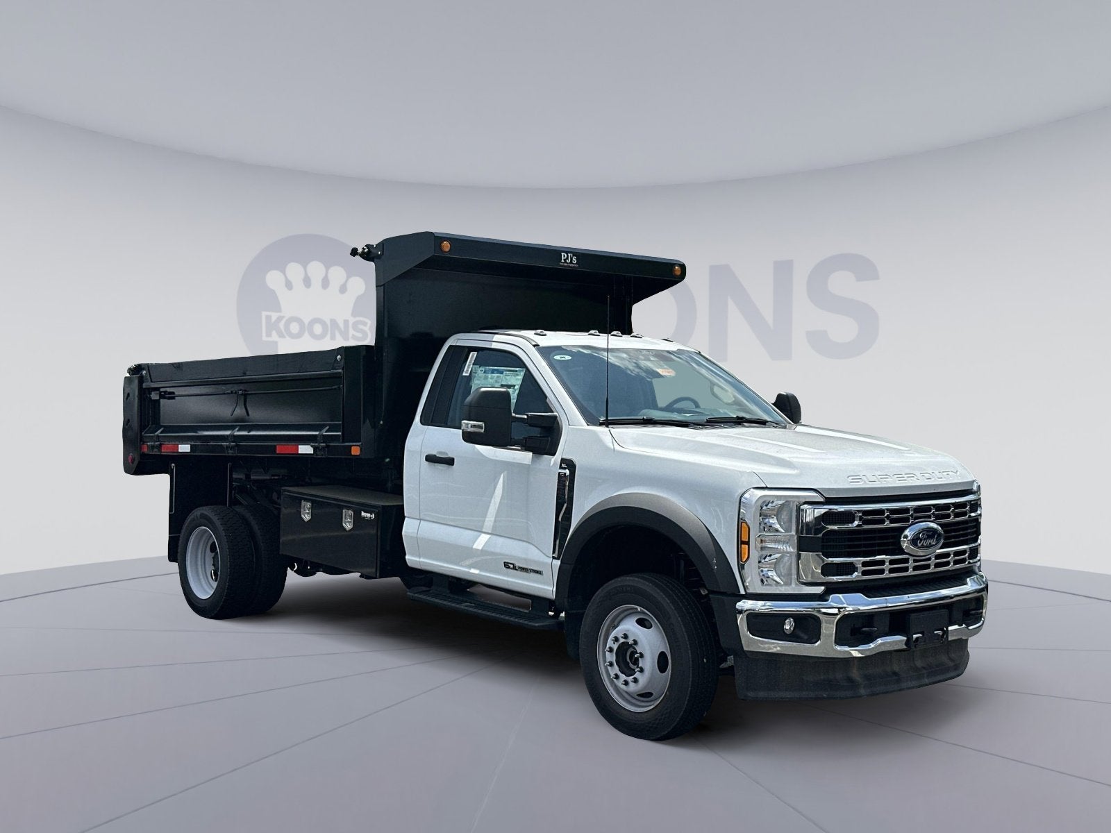 2025 Ford F-550SD XL Contractor Dump