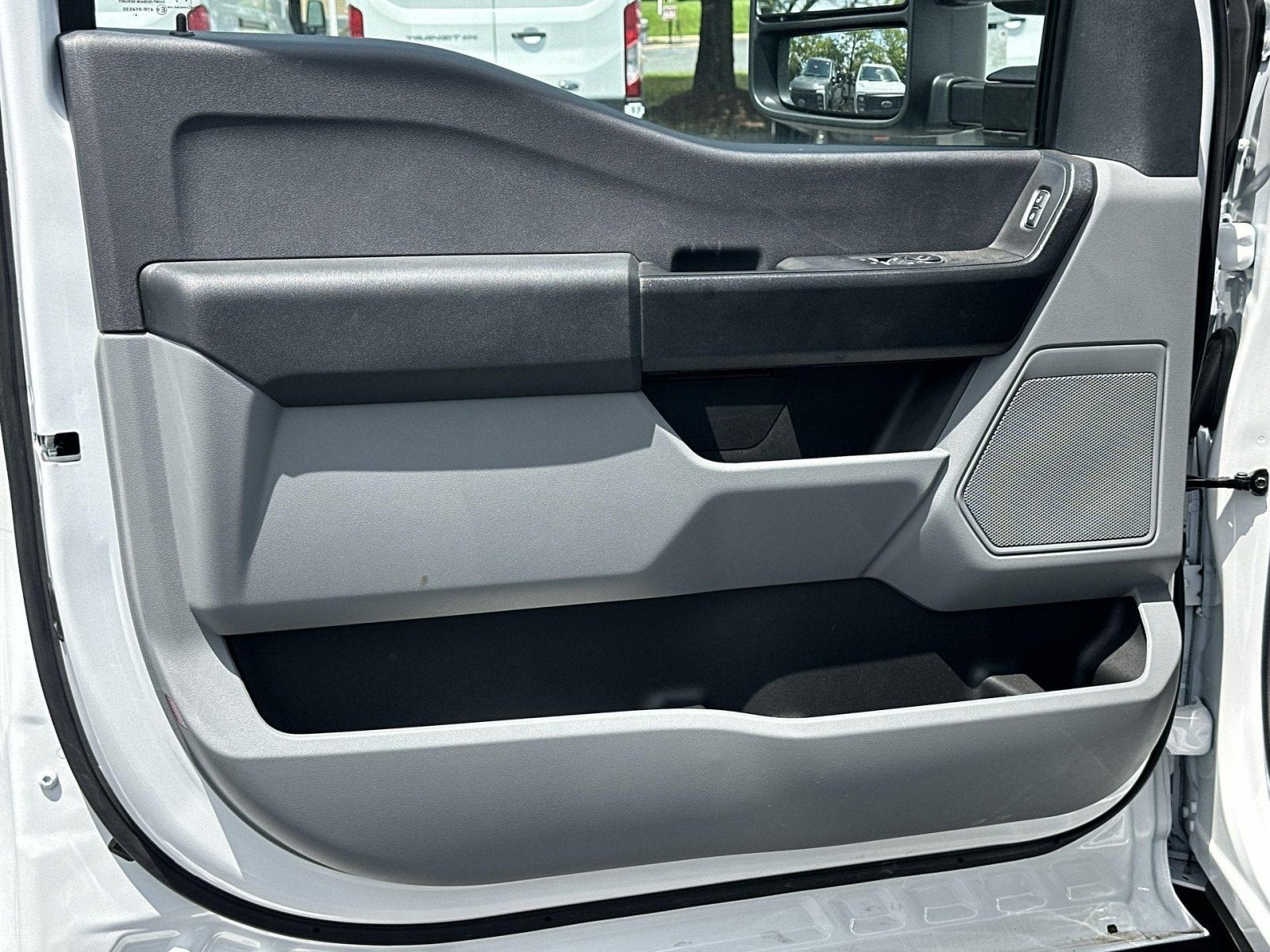 2025 Ford F-550SD XL Contractor Dump