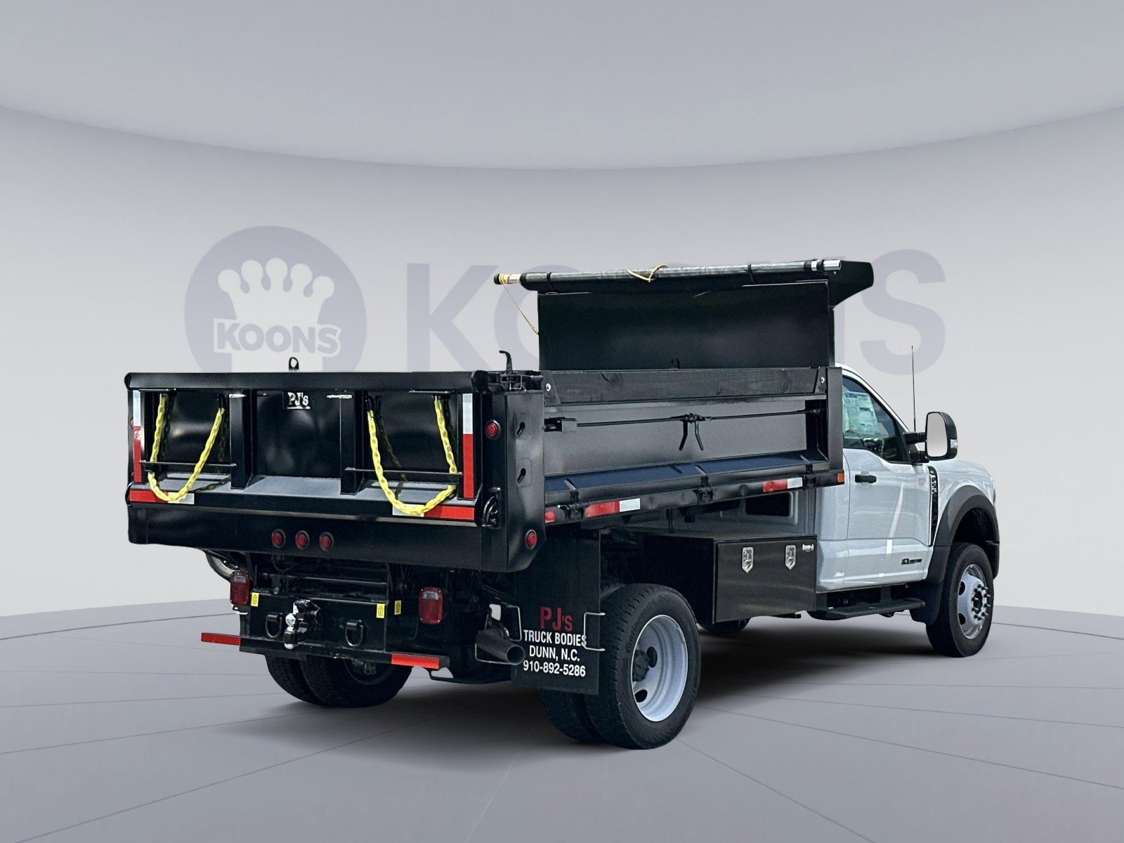 2025 Ford F-550SD XL Contractor Dump