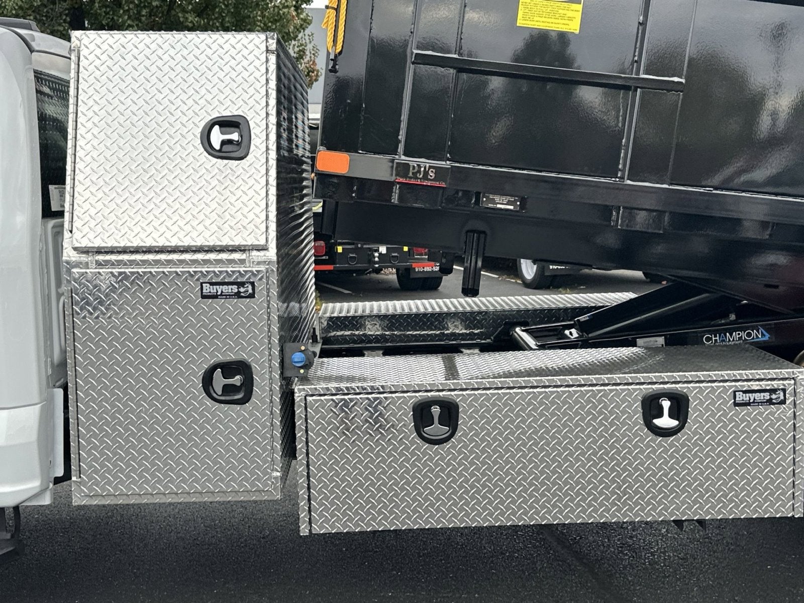 2026 Ford F-550SD XL Landscape Dump