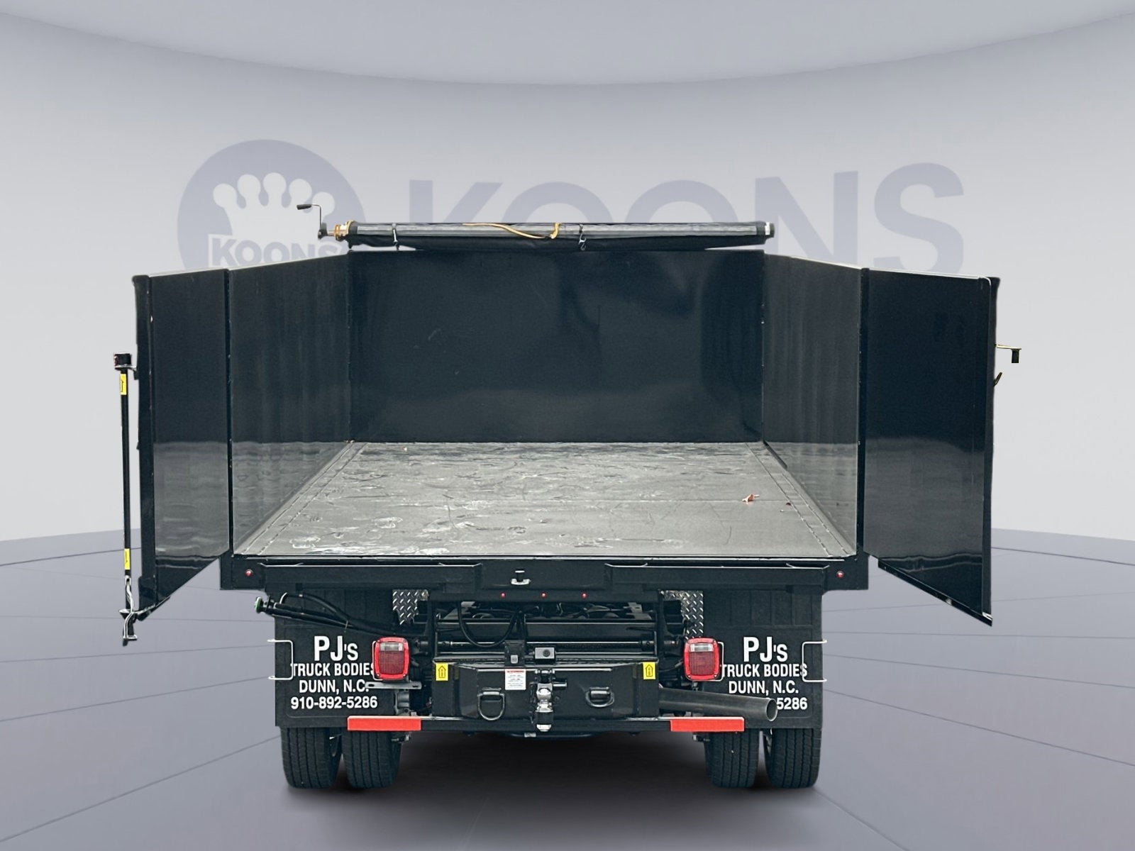 2026 Ford F-550SD XL Landscape Dump