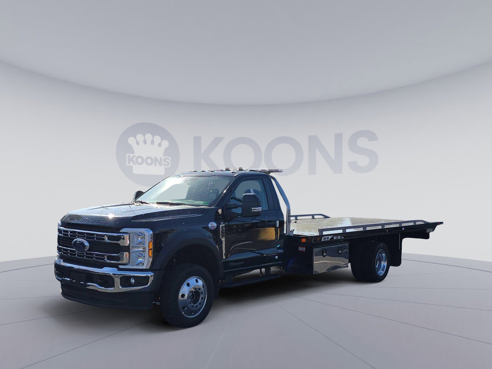 2025 Ford F-550SD XLT Roll Back