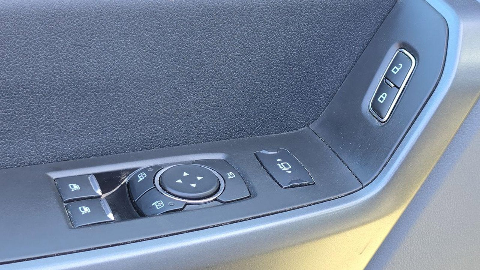 2025 Ford F-550SD XLT Roll Back