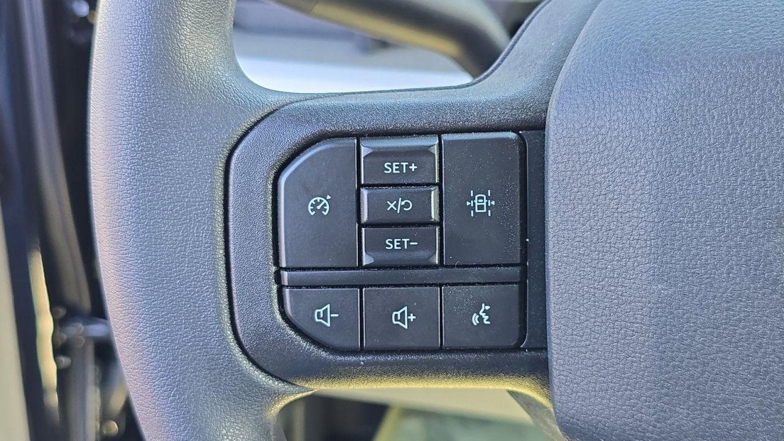 2025 Ford F-550SD XLT Roll Back