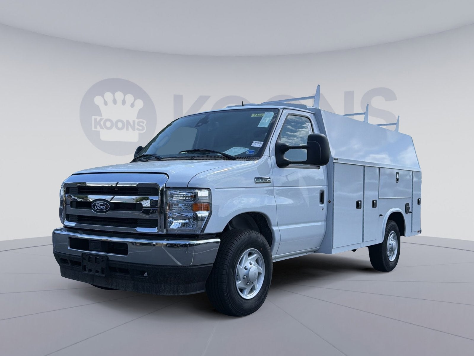 2026 Ford E-Series SRW E-350 Super Duty 138 in WB's photo