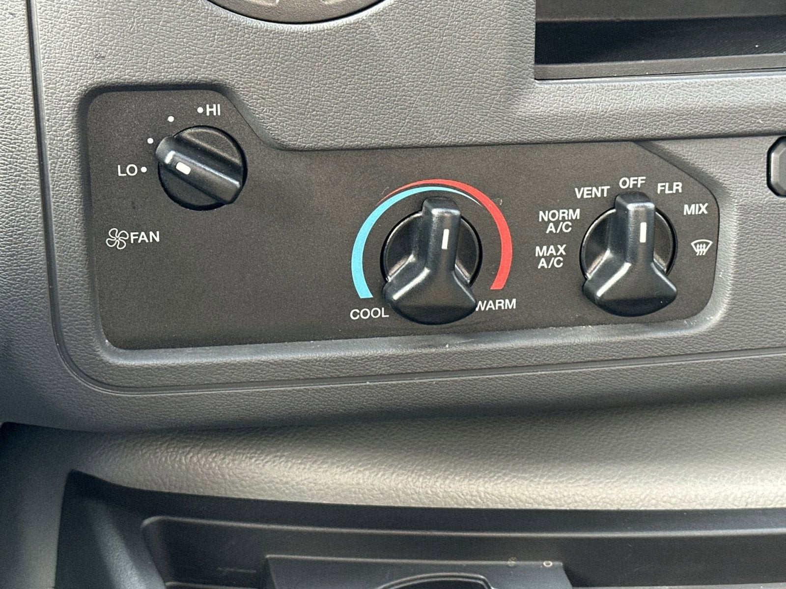 2025 Ford E-350SD Base