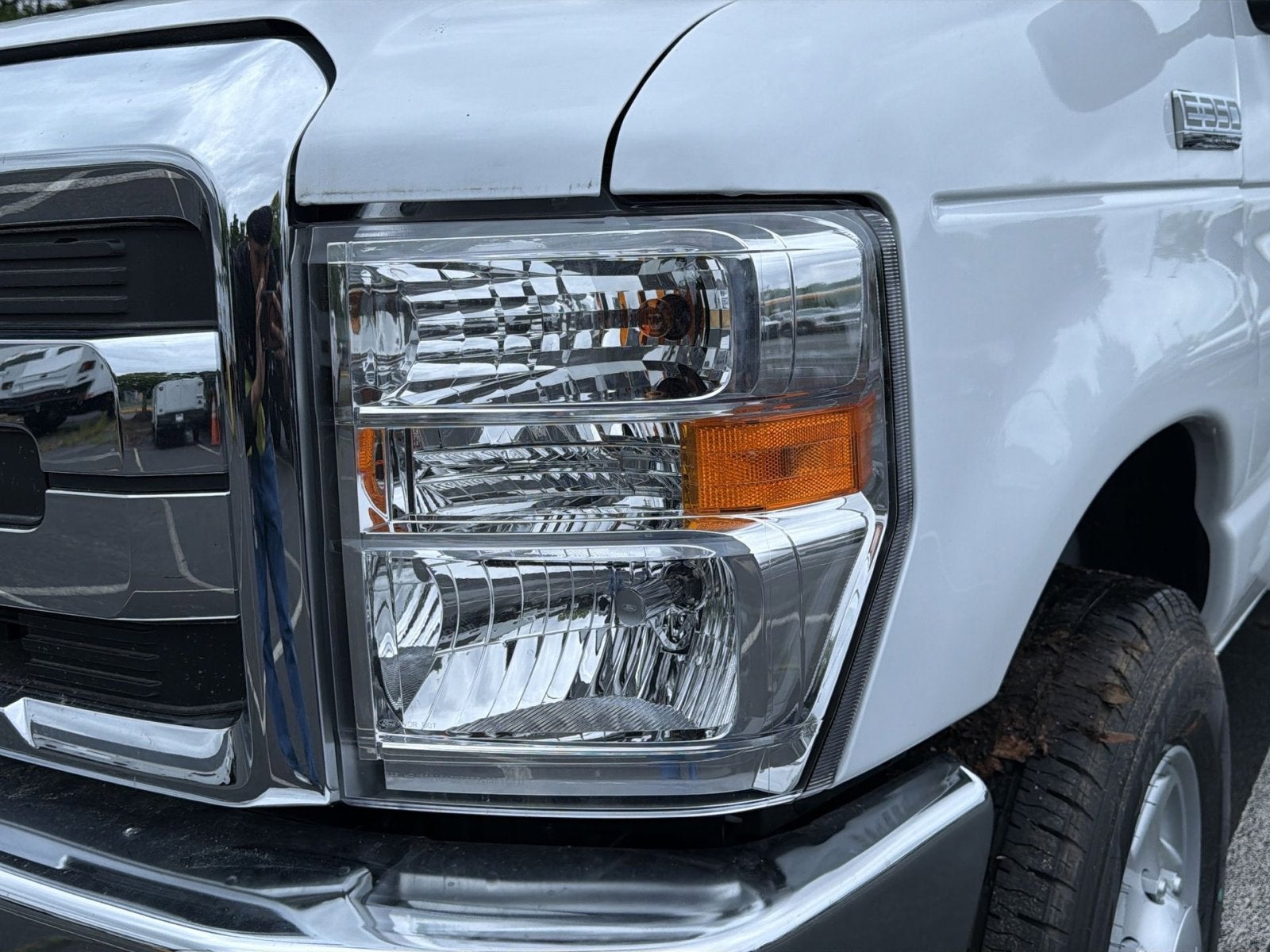 2026 Ford E-350SD Base