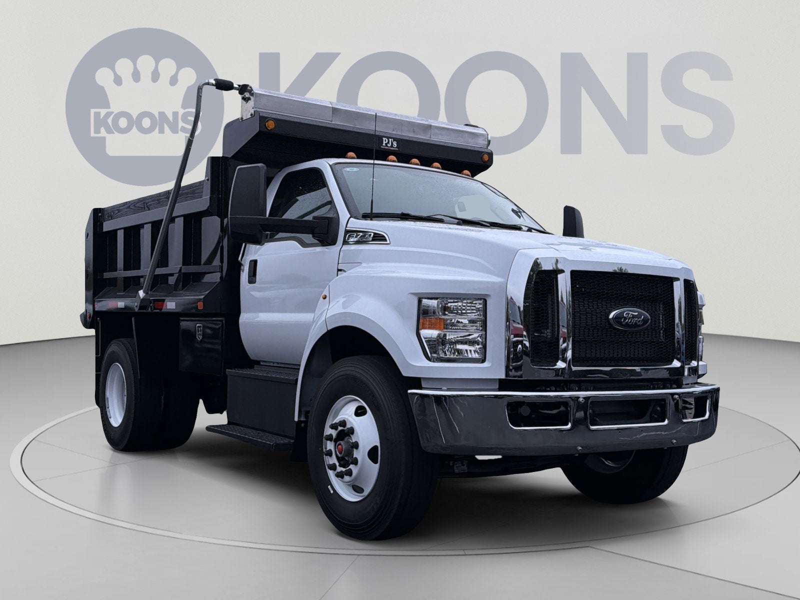2027 Ford F-750 Contractor Dump Base
