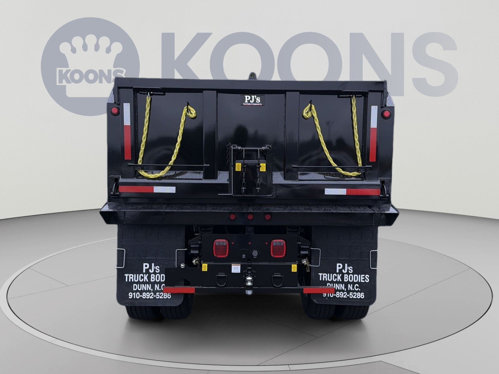 2027 Ford F-750 Contractor Dump Base