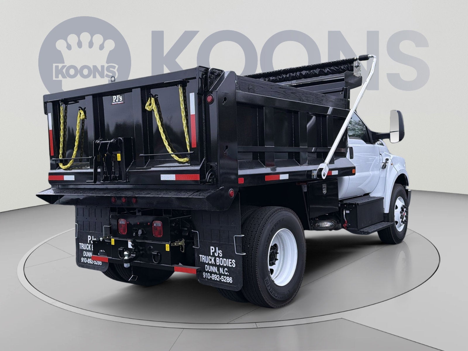 2027 Ford F-750 Contractor Dump Base