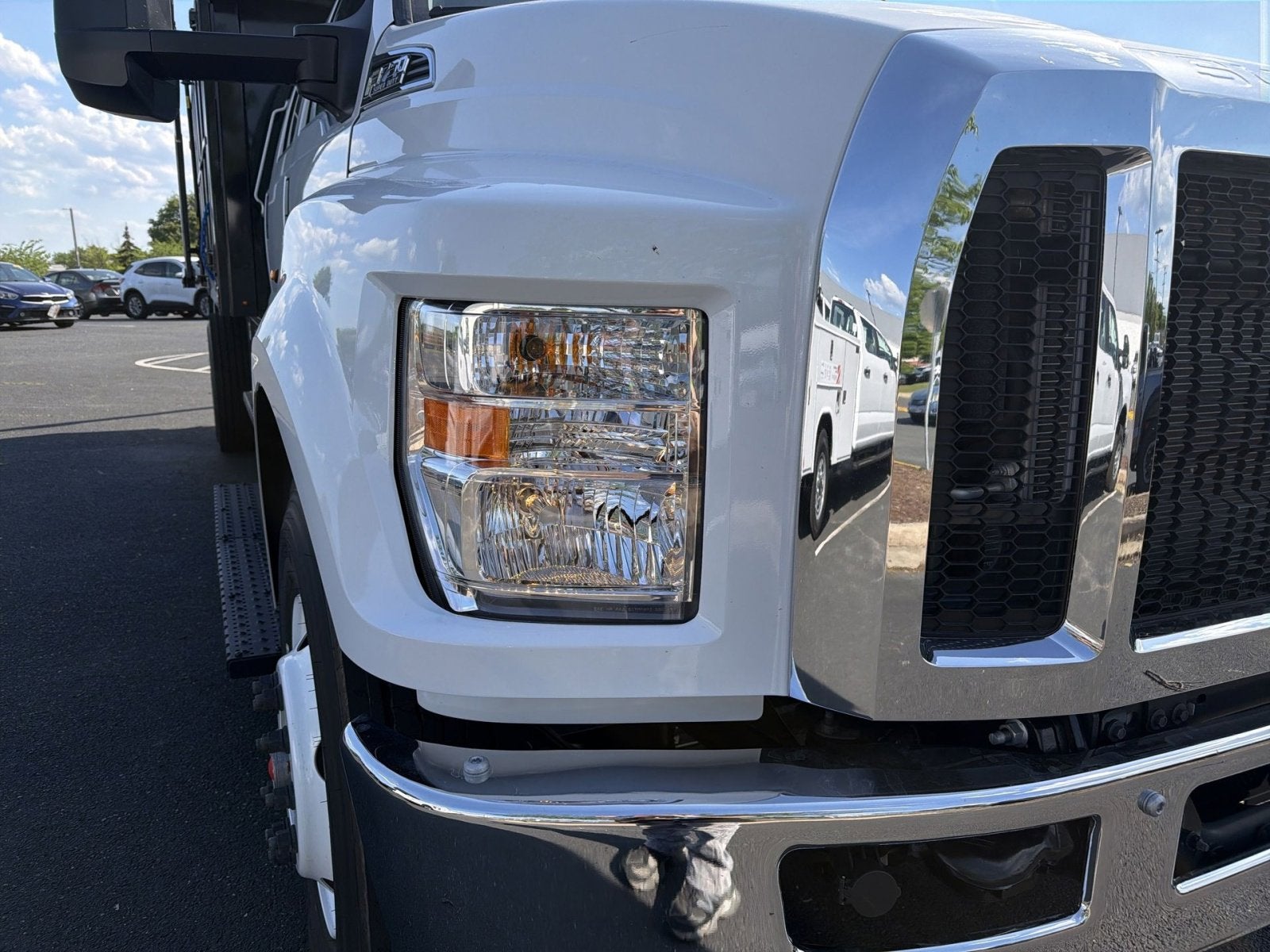 2027 Ford F-750SD Landscape Dump Base