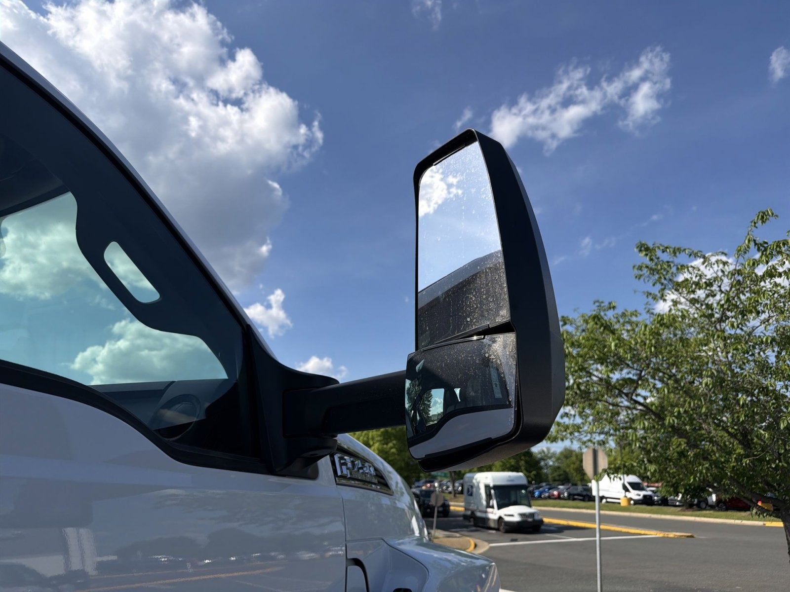 2027 Ford F-750SD Landscape Dump Base