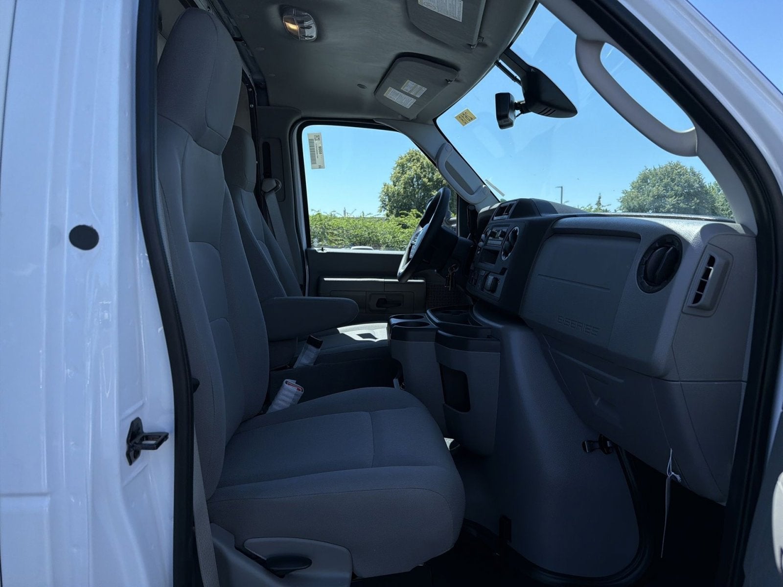 2027 Ford E-450SD Base