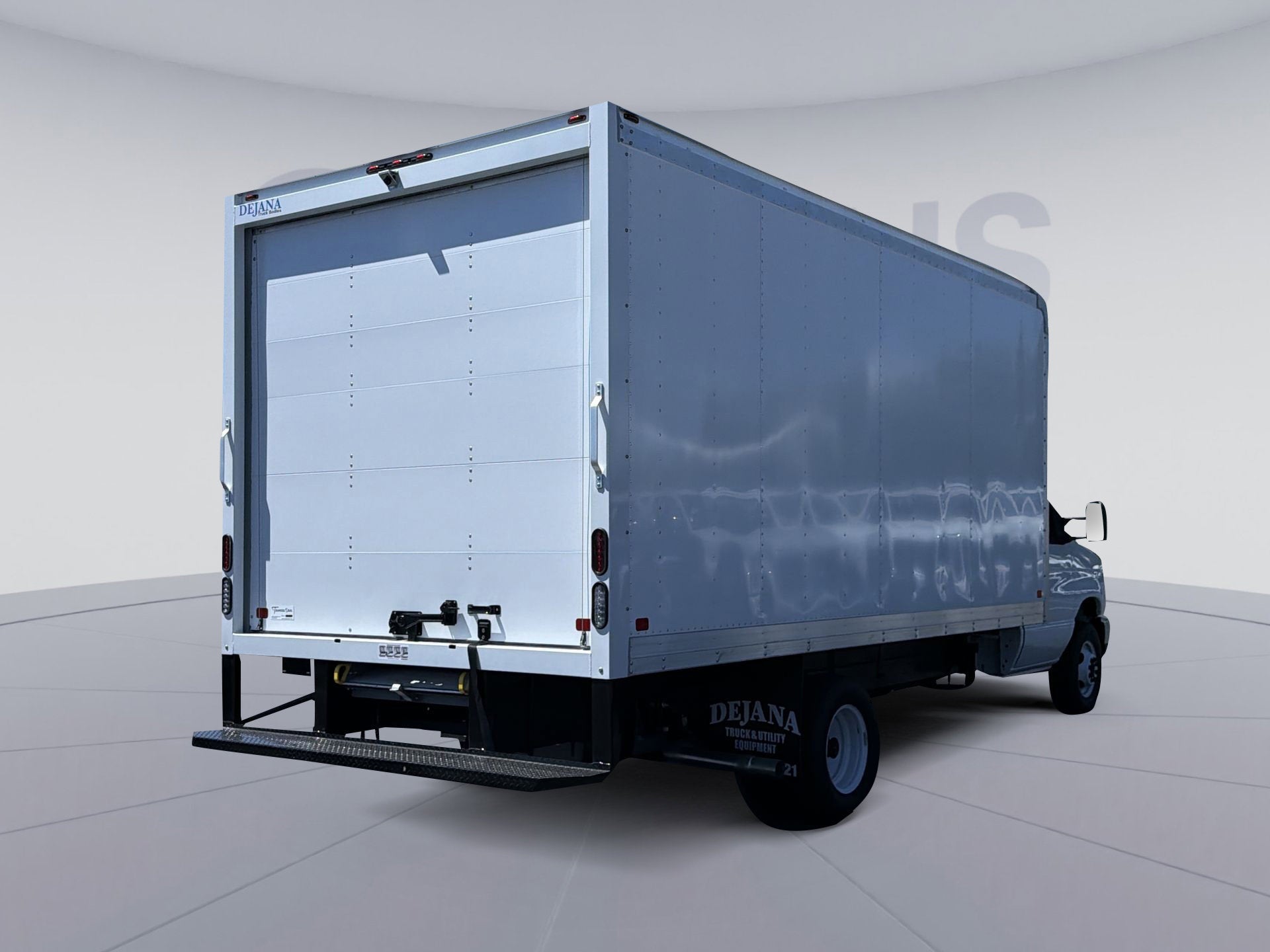 2027 Ford E-450SD Base