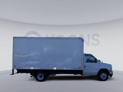 2027 Ford E-450SD Base