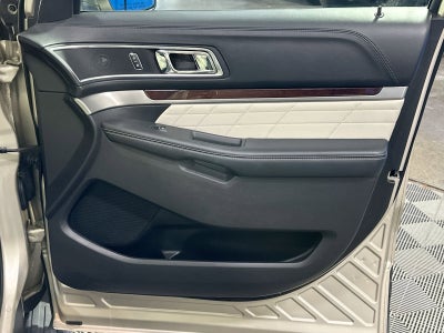2017 Ford Explorer Platinum