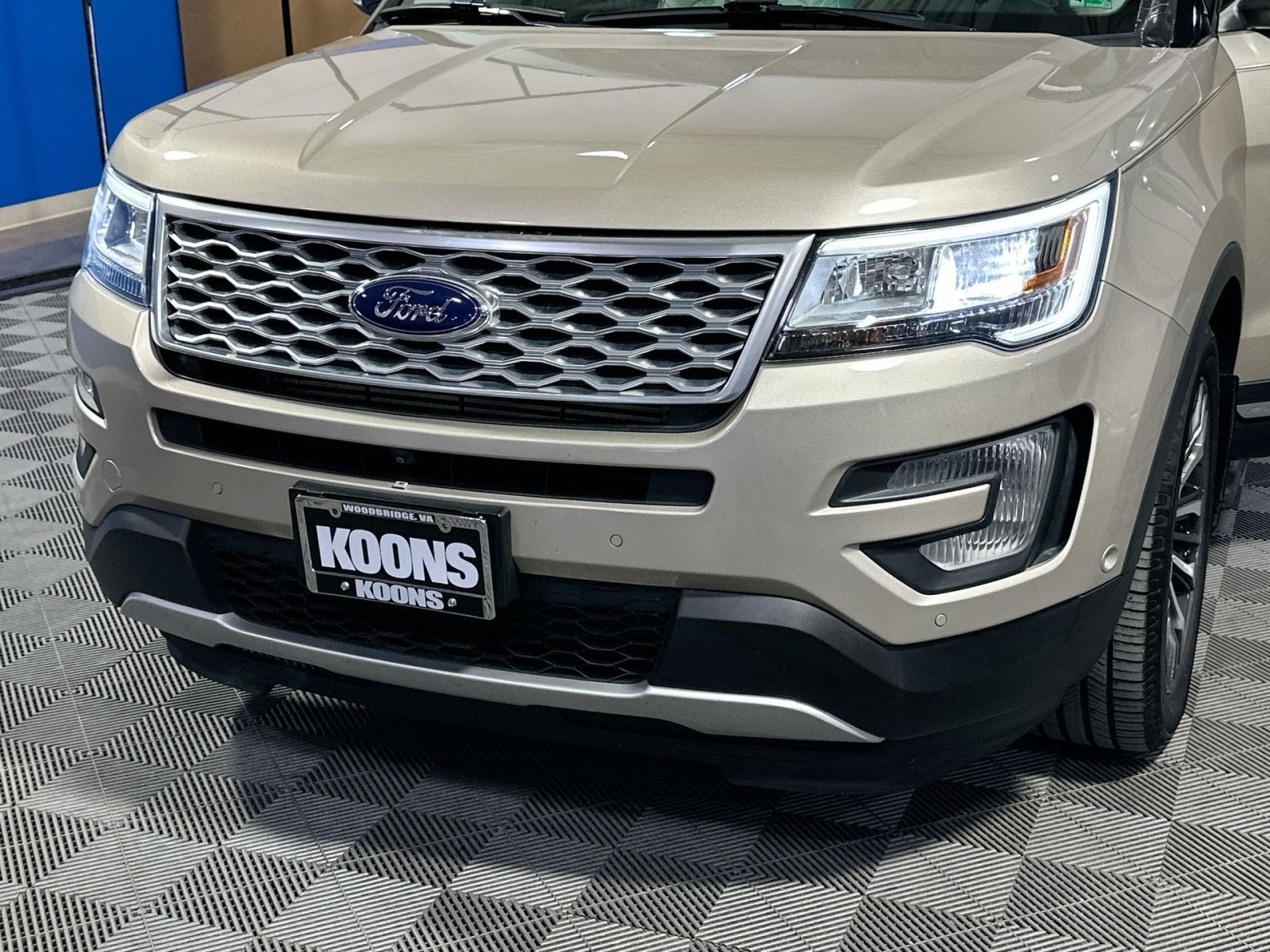 2017 Ford Explorer Platinum