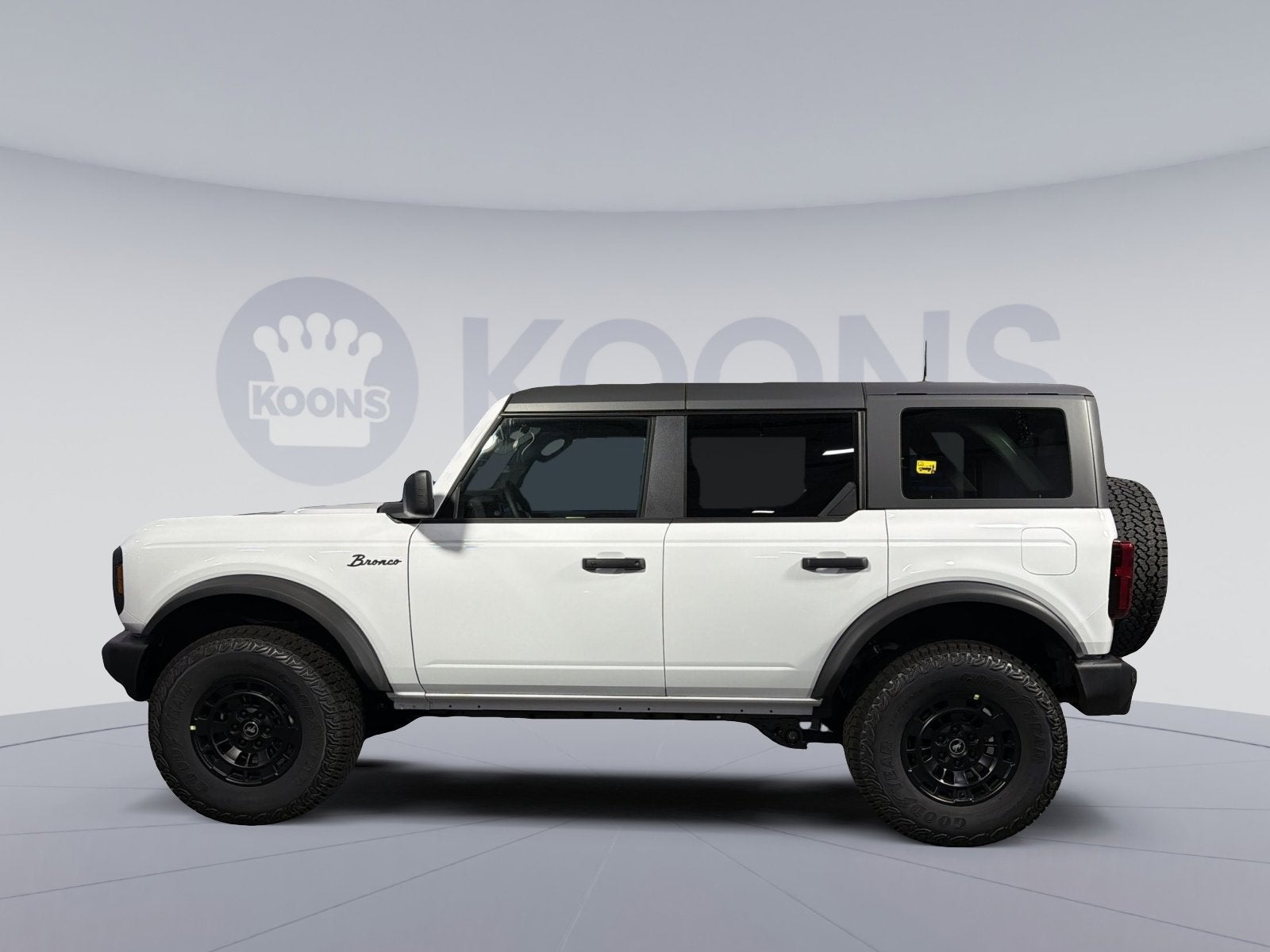 2026 Ford Bronco Big Bend Matte Black Package